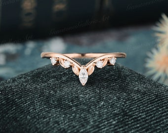 Vintage Moissanite wedding band Art deco Round Marquise shaped Rose gold band Delicate Leaf wedding ring Unique Promise Anniversary band