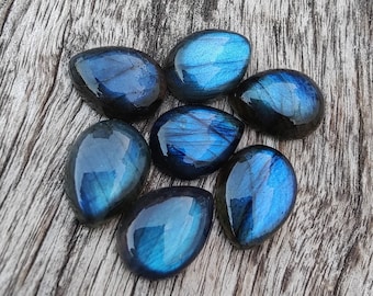 Cabochon en forme de poire en labradorite naturelle, dos plat, calibré en forme de larme AAA + Pierres précieuses de qualité en gros, toutes les tailles disponibles