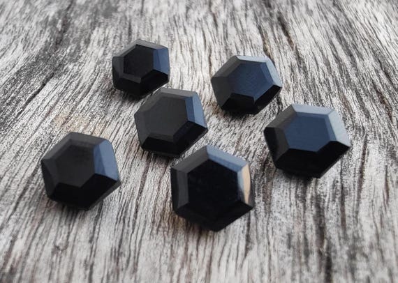 AAA+ Black Onyx Gemstone: Faceted Hexagon Cut