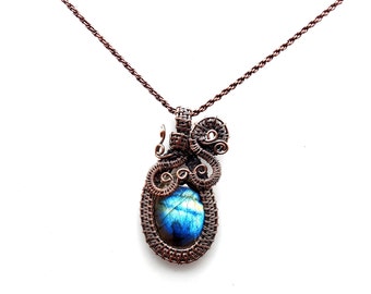 Blue Flash Labradorite Gemstone Pendant Copper Wire Wrapped Pendant Necklace Labradorite Pendant Jewelry Labradorite Jewelry AAA+ Quality