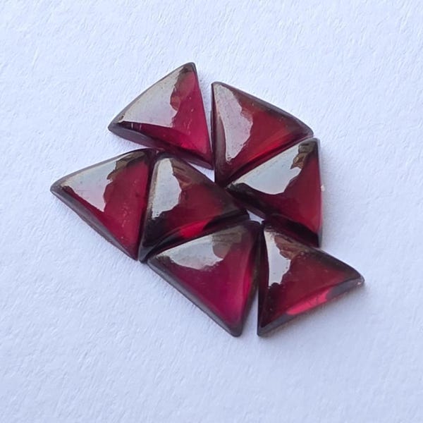 AAA+ Red Garnet Triangle Shape Cabochon: Calibrated Gemstones