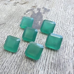 Onyx vert naturel de qualité AAA +, forme octogonale, taille facettée, pierre précieuse : pierre précieuse calibrée.
