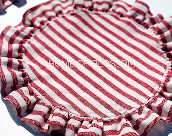 Red  Stripe Vintage Linen Placemat with ruffle, Red Striped Round Linen Placemats, Natural Boho Linen Placemats, linen ruffle tablecloth