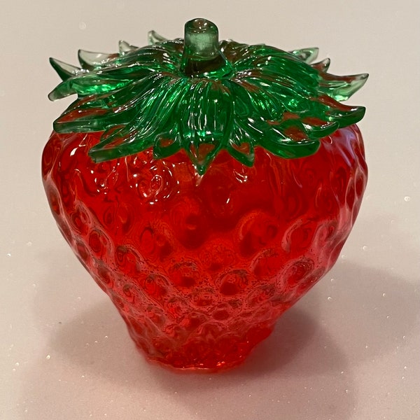 Charming Strawberry Resin Trinket Box - Handcrafted Delight for Treasures!