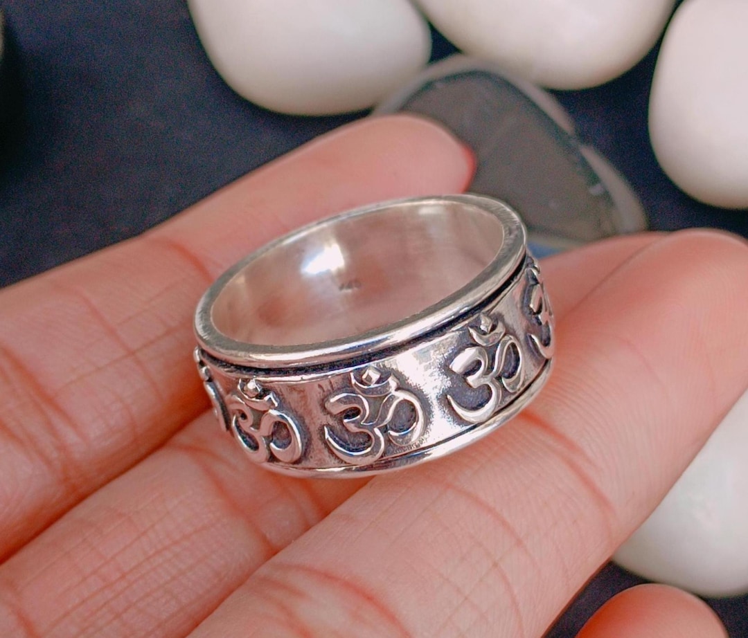 925 Sterling Silver OM (ॐ) Spinner Ring: Boho Meditation Fidget Ring - Etsy