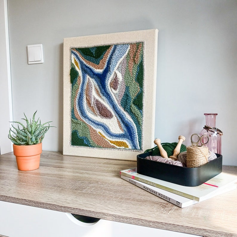A closer look at Natural Fiber Wall Covering For Modern Apartment With Cognitive Accessibility