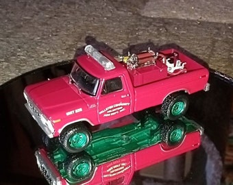 Greenlight Fire and Rescue 1987 Chevy C20 Stockbridge Fire Dept chase green machine