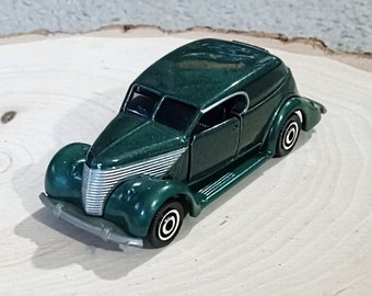 Matchbox Custom 1936 Ford Sedan Emerald Green