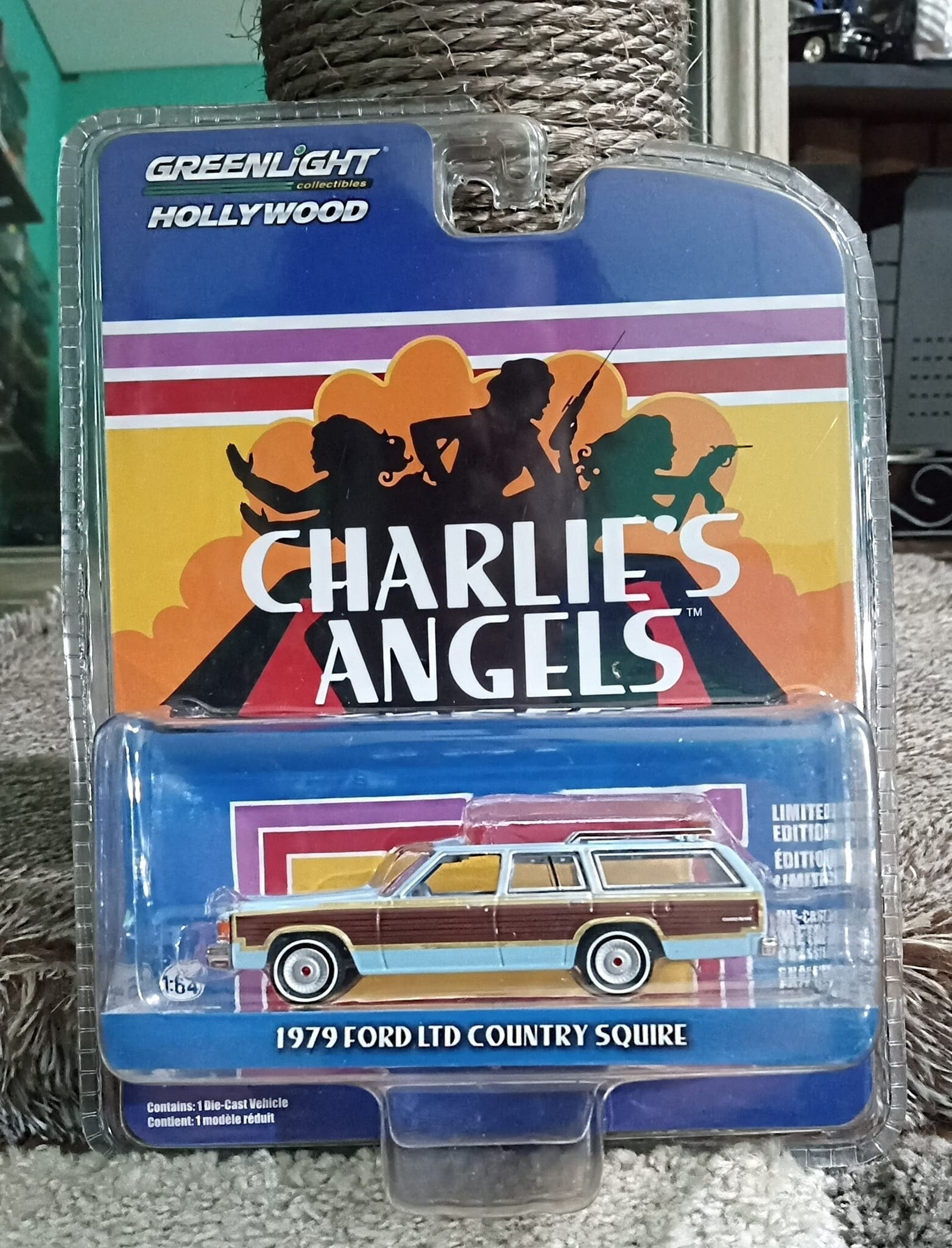 チャーリーズエンジェル 1979 Ford LTD カントリースクワイア