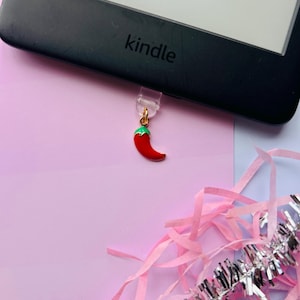 Red Chilli Pepper Kindle Dust Plug | Spicy Reader USB-C Dust Cover | Fun Bookish Gift | Cute Kindle Accessory with Holographic Packaging