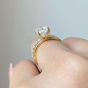 oval cut ring 
bridal set ring 
promise ring 
valentine day gift 
14k solid yellow gold ring 
round cut wedding band 
moissanite diamond ring 
anniversary ring 
proposal ring
