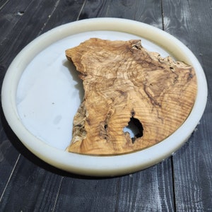Olijfhouten platen, Olijfhout Perfect voor doe-het-zelf kunstwerken van epoxyhars, Rond levend randhout voor schimmel. Hout voor wandklokken en vleeswarenplanken afbeelding 3