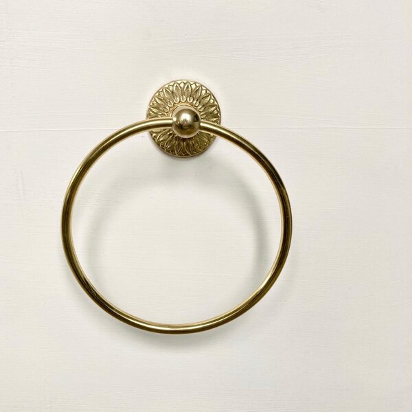 Polished Brass Sunflower Bathroom Hardware | Towel Ring | Handmade | Brass | Christmas | Design | Present | Renovation | Flower | Xmas