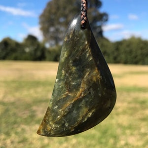 Leaf Pendant - Canadian Nephrite Jade