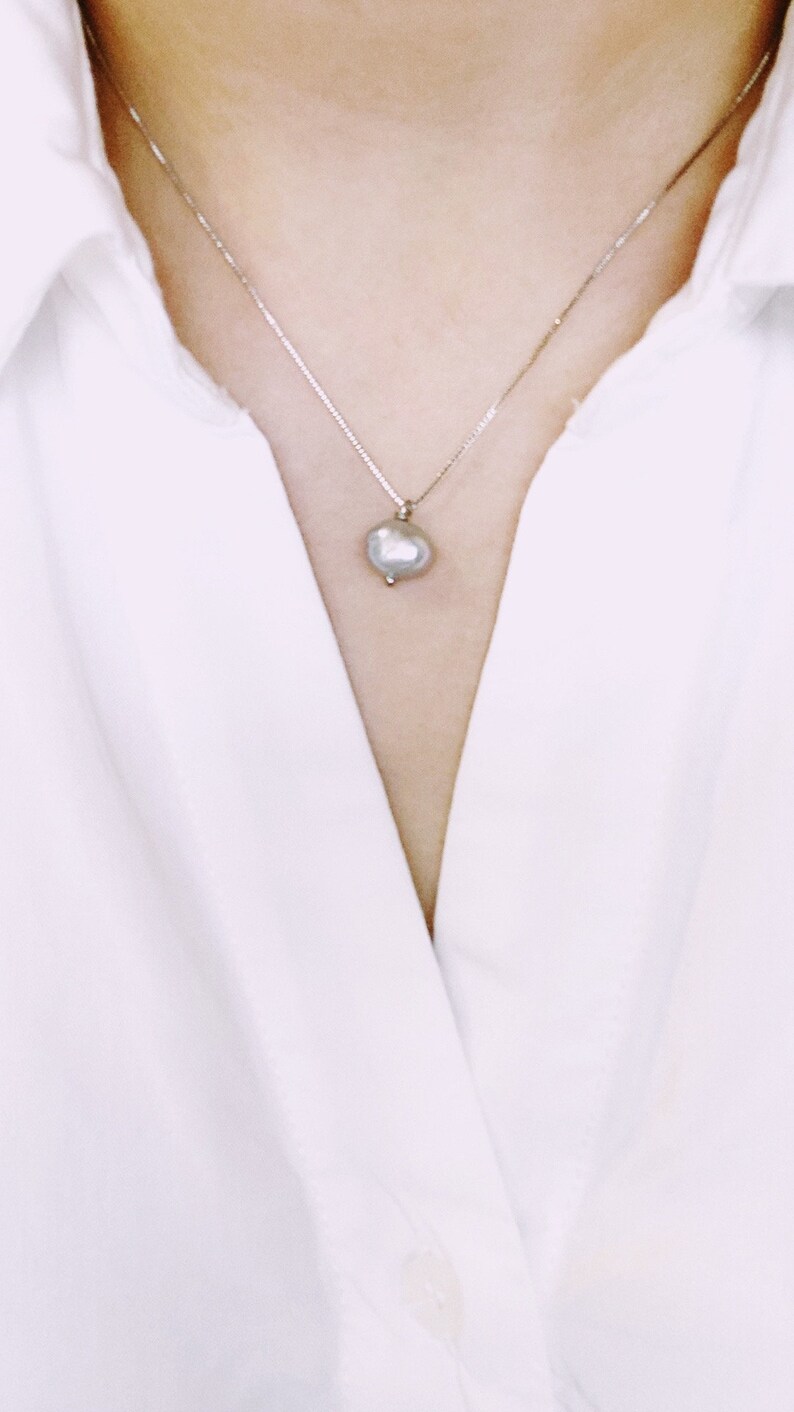 Pearl Pendant Necklace in Round or Nugget image 9