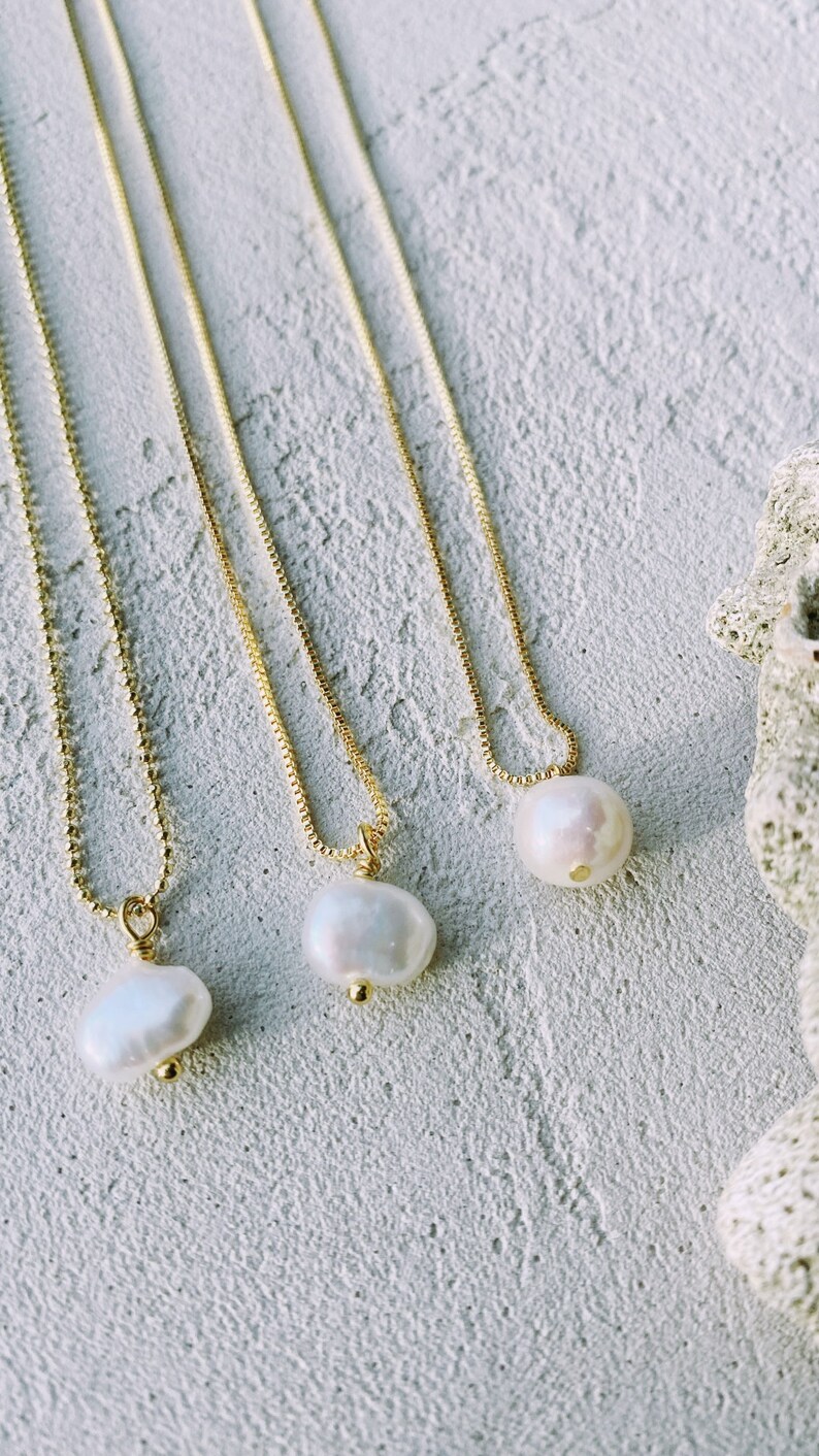 Pearl Pendant Necklace in Round or Nugget image 1