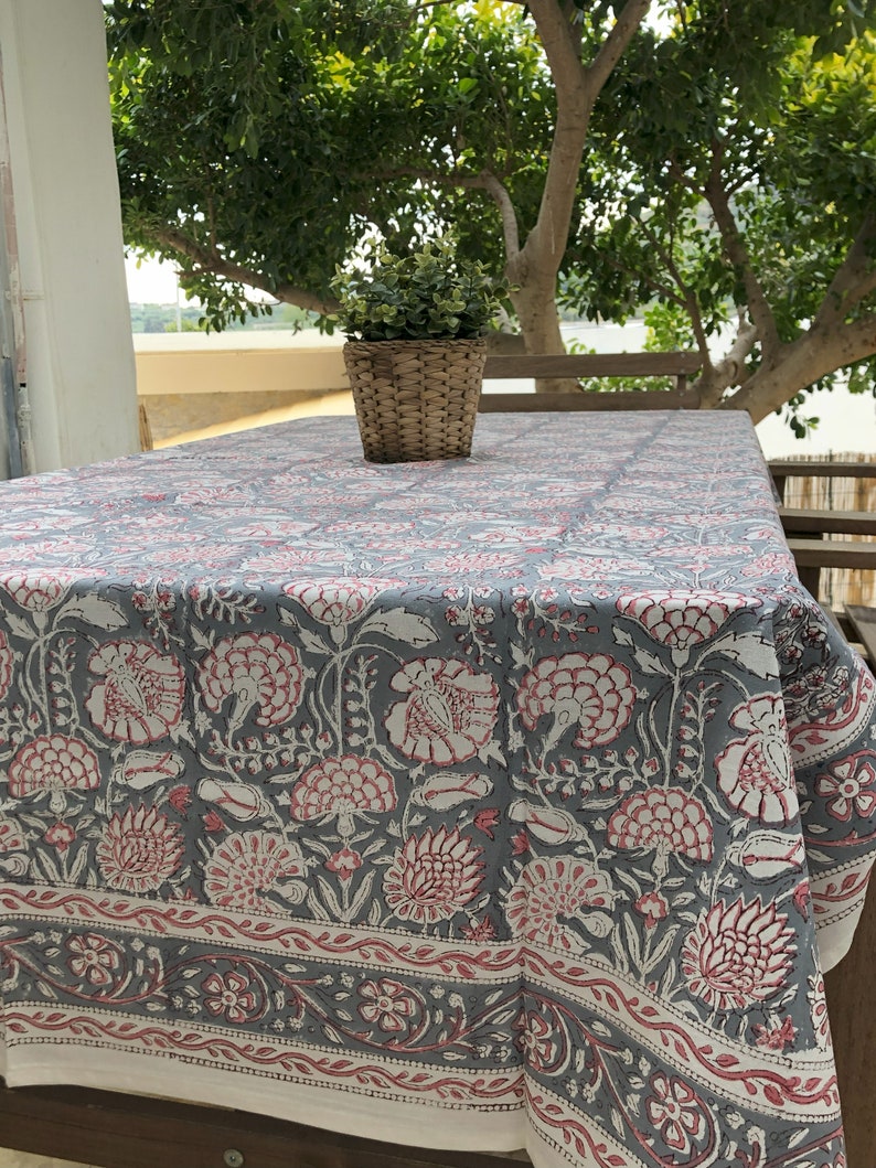 Nappe imprimée coton, rectangulaire, 130 cm x 180 cm, florale, wood block image 3