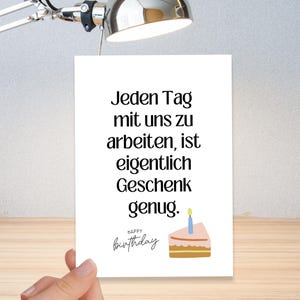 Lustige Geburtstagskarte für Kollegen | Humorvolle Spruchkarte Büro | Witzige Postkarte Chef Geschenk | auch mit Umschlag