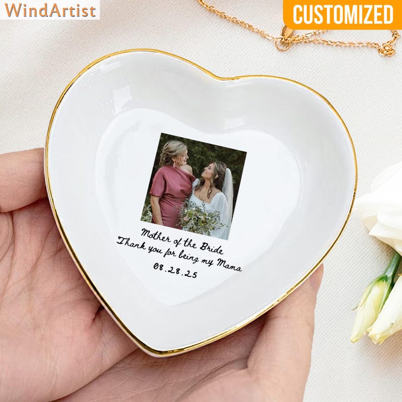 Custom Photo Mother of The Groom Jewelry Dish, Mother of The Bride Jewelry plate, Custom Jewelry Tray for Mom, Wedding Favor Gift For Mom Heart Tray