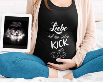 Pregnancy T-Shirt Love at First Kick 02 - Pregnancy Shirt