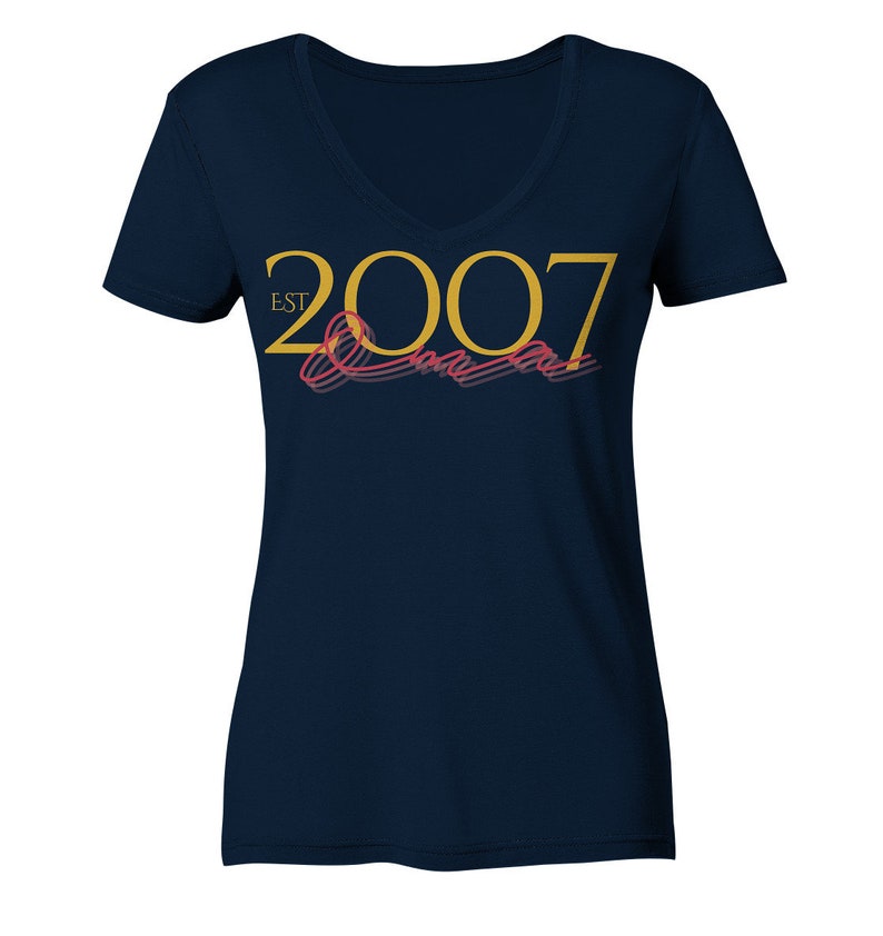 Chemise grand-mère personnalisable Col en V Coton biologique Choisissez votre année et célébrez les moments spéciaux de grand-mère ! Navy