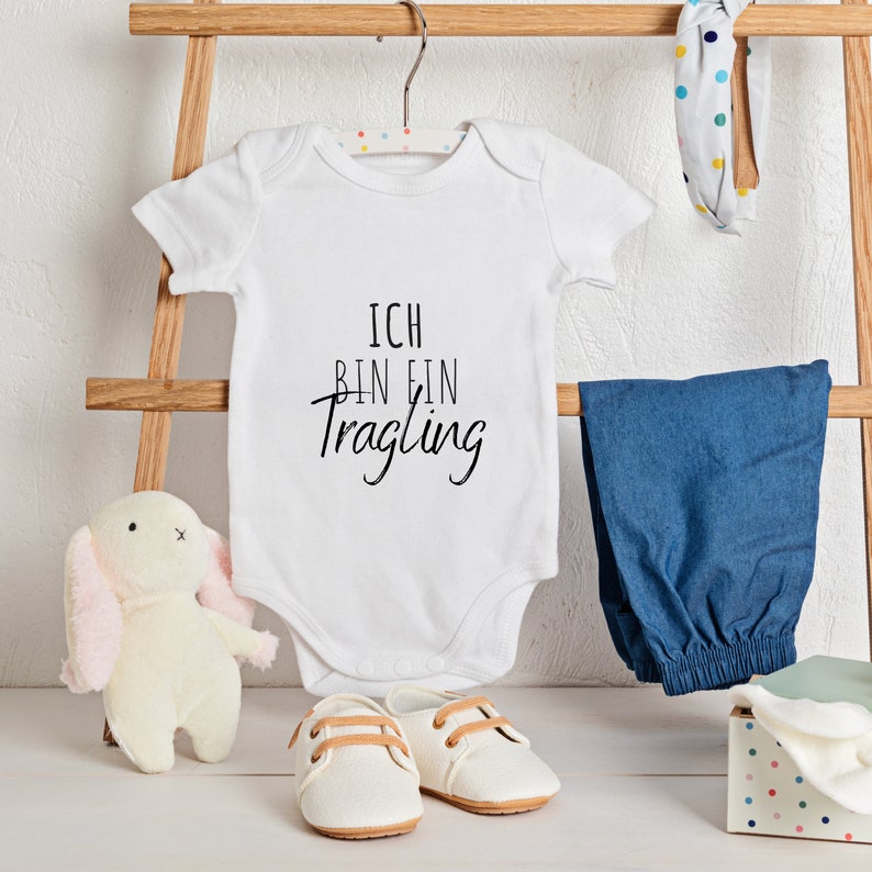 Kurzarm Baby Body Ich bin ein Tragling Bio-Baumwoll ökologisch, Bequemer Babybody, hautfreundlicher neugeborenen unisex Baumwoll Bodysuit Bild 2