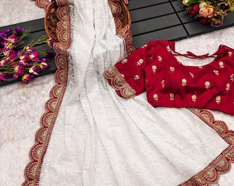 Ricamo Chikankari in Georgette bianco sporco, combinazione di Zari e bordo ricamato, con camicetta e nappe - Saree Durga Puja