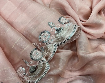 Sari in seta pesante chinnon con bellissimi ricami in sequenza e rifiniture, abbigliamento da festa, sari da stilista, da sposa, da Bollywood