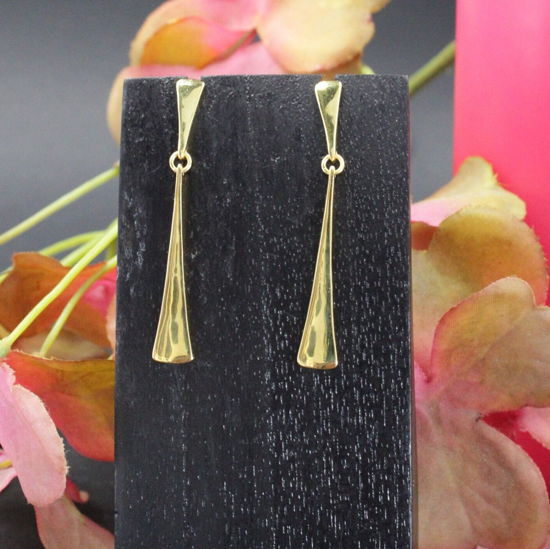 Long Light Thin Goldplated Earrings With Movement, Gift Earrings for