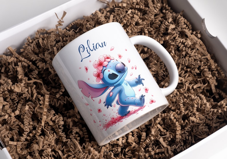 Mug stitch personnalisé , tasse enfant, stitch fleur avec prénom, mug personnalisable à offrir, tasse prénom personnalisé image 3