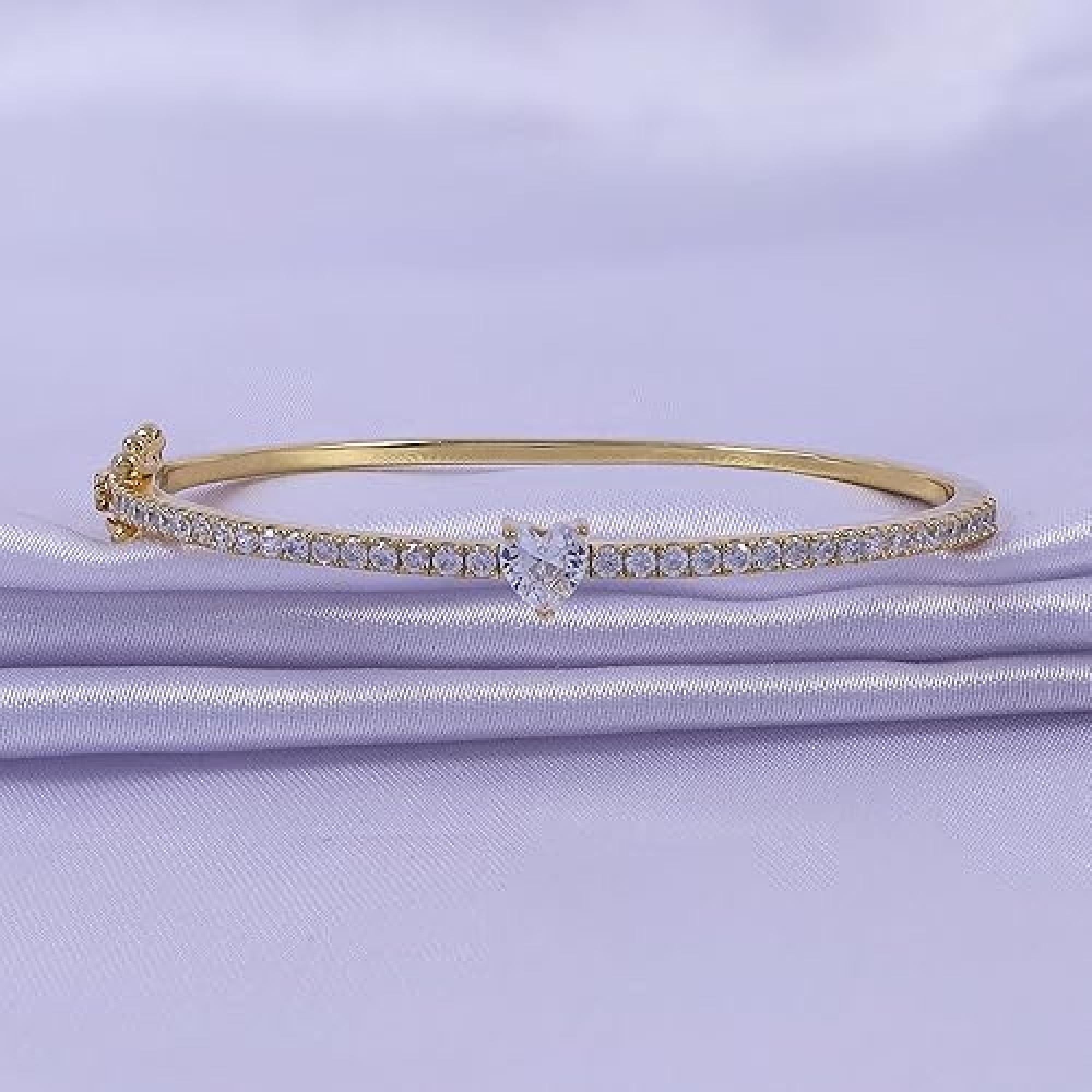 Heart & Round Cut Moissanite Diamond Heart Bangle Bracelet