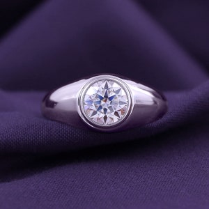 1 1/2 Carat 7.5MM Lab Created Moissanite Diamond Solitaire Wedding Ring for Men&#39;s In 10K Gold Or 14K Gold and 925 Sterling Silver