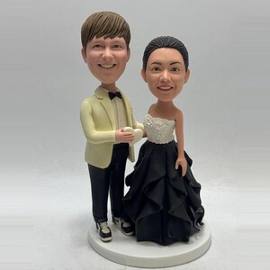 Custom Couple Bobbleheads,Personalized Wedding Gifts For Couple,Wedding Anniversary Gift For Couple,Unique Christmas Gifts For Couples