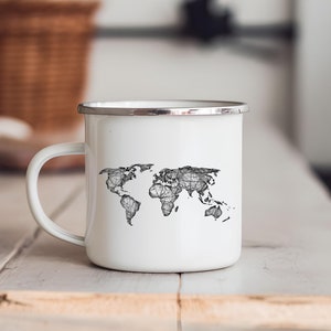 Weiße Emaille-Tasse "Weltkarte" (350 ml) | Tasse mit Weltkarte | Geschenk für Reiselustige |  beidseitig bedruckt
