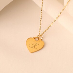 Custom Name Necklace for Mom Engraved Heart Necklace Custom Letter Pendant for Couple Gift for Wife Anniversary Gift Christmas Gift for GF