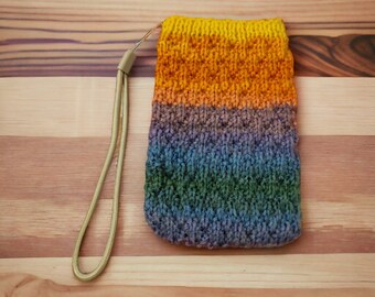 Knitted mobile phone case 6"