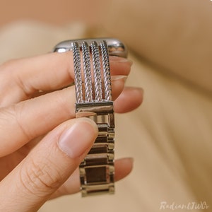 Bracelet Apple Watch en métal Bracelet fait main pour femme 38 mm-41 mm 42 mm-45 mm Séries 9, 8, 7, 6, 5, 4, 3, 2, 1, SE, Ultra Bracelet Apple Watch Silver