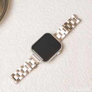 Bracelet pour Apple Watch Bracelet en métal 38 mm 40 mm 41 mm 42 mm 44 mm 45 mm 49 mm Bracelet pour Apple Watch Série 9-1 Cadeau fait main Starlight