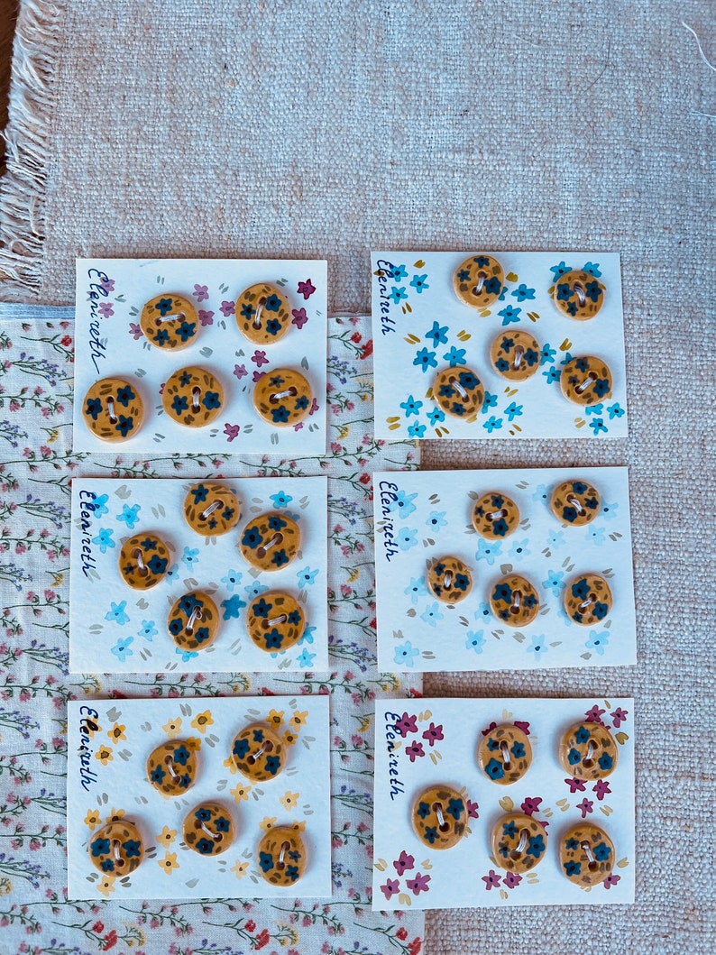 Botones de cerámica amarillos con flores, juego imagen 4