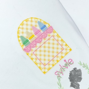 Scallop Crayon Box Applique, School Supply Embroidery File, Back to School Color Box Embroidery Design, Blanket Stitch Marker Digital File