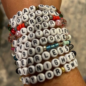 Swiftie Bracelets, 10 pack