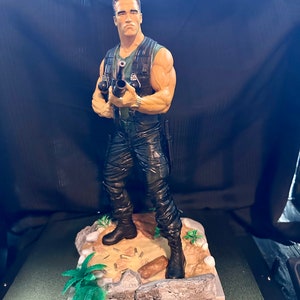 Custom Painted 3d printed Resin models, Custom Painted Figurines, Miniatures, Movie Dutch Sculpture 1:10 Scale - Custom Miniature