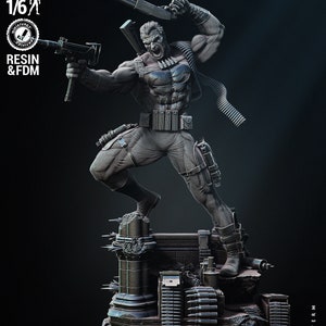 Custom Painted Punisher 1/6 Scale Resin Miniature
