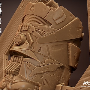 Puede incluir: Un modelo de impresión 3D detallado de una cabeza de robot futurista, impreso en resina marrón. El modelo está pre-soportado y diseñado para impresión a escala 1/6. El modelo presenta detalles intrincados y una superficie texturizada.