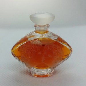 Le Baiser by Lalique Eau de Parfum Perfume Miniature Parfum Profumo Mini Mignon 4.5ml 0.15 oz 1999 collectible bottle Full Women perfume