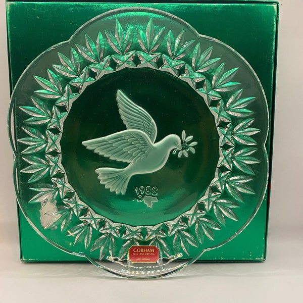 1988 Gorham Vintage Christmas Dove Full Lead Crystal Collector's Plate