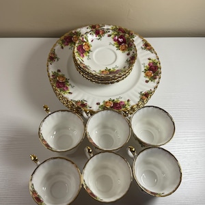 Royal Albert Old Country Roses 18-Piece Set – 6 Dinner Plates, 6 Teacups & Saucers – Bone China – Made in England