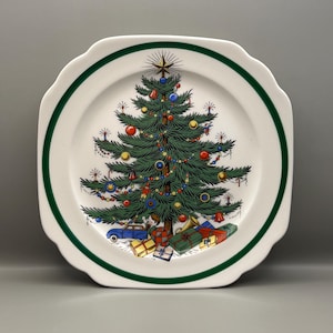 Vintage Plummer Christmas Tree Plates – 7 3/4” (Pair) – Holiday Dinnerware