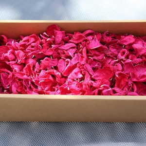 Edible Organic Rose Petals: Fragrant Cake & Cocktail Garnish