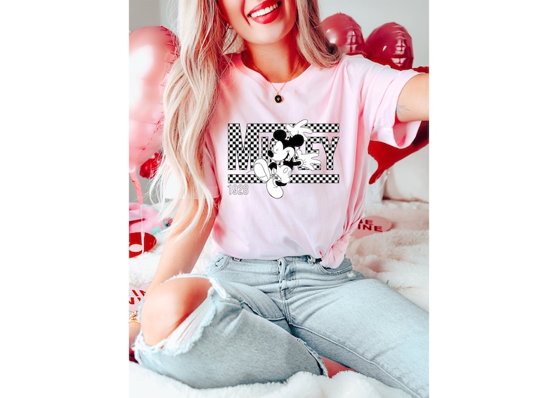 Vintage Minnie Mouse Shirt: Retro Disneyland Trip Tee image 2
